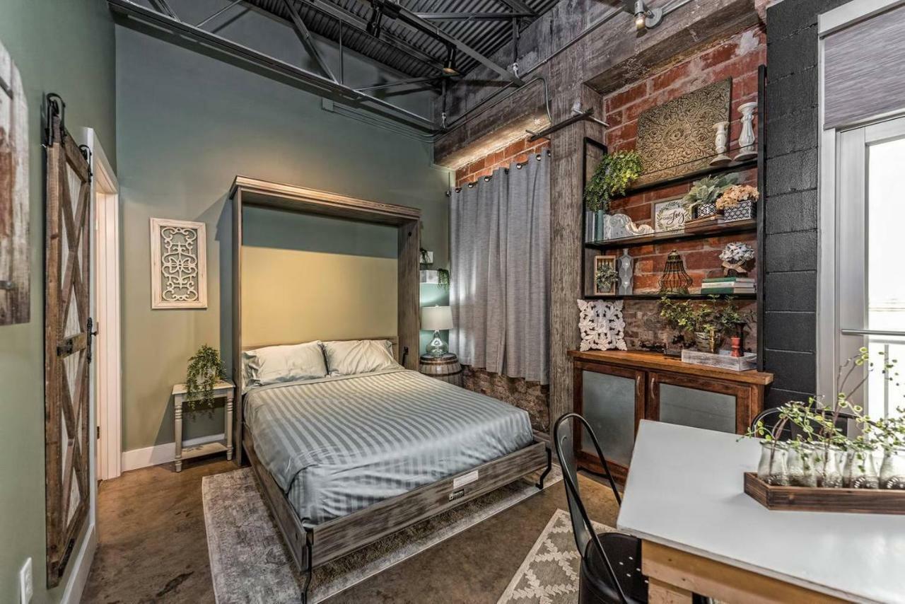 Green Door Lofts -Magnolia Loft, Silos/Downtown Waco Exterior photo