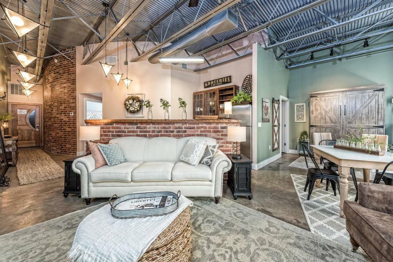 Green Door Lofts -Magnolia Loft, Silos/Downtown Waco Exterior photo